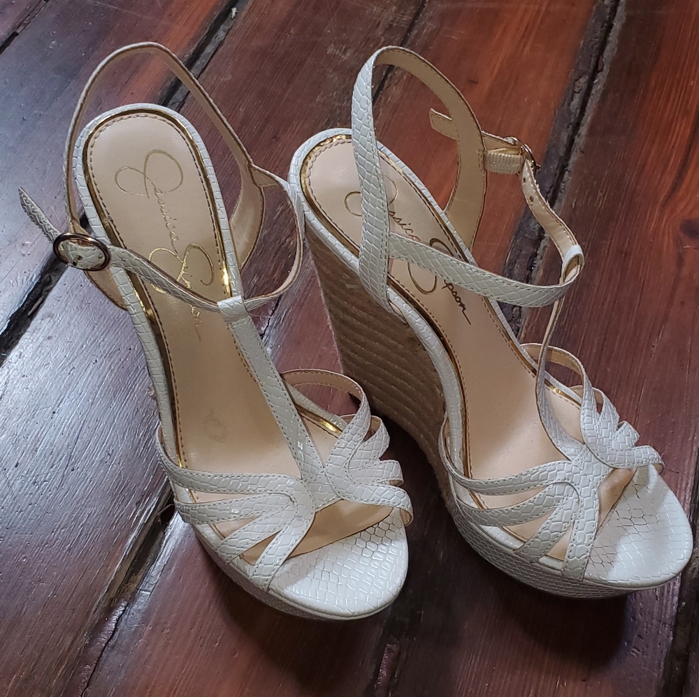 Jessica Simpson Wedges